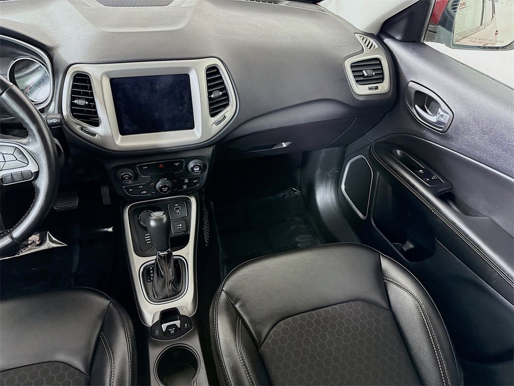 Used 2020 Jeep Compass Latitude w/ Popular Equipment Group image 26