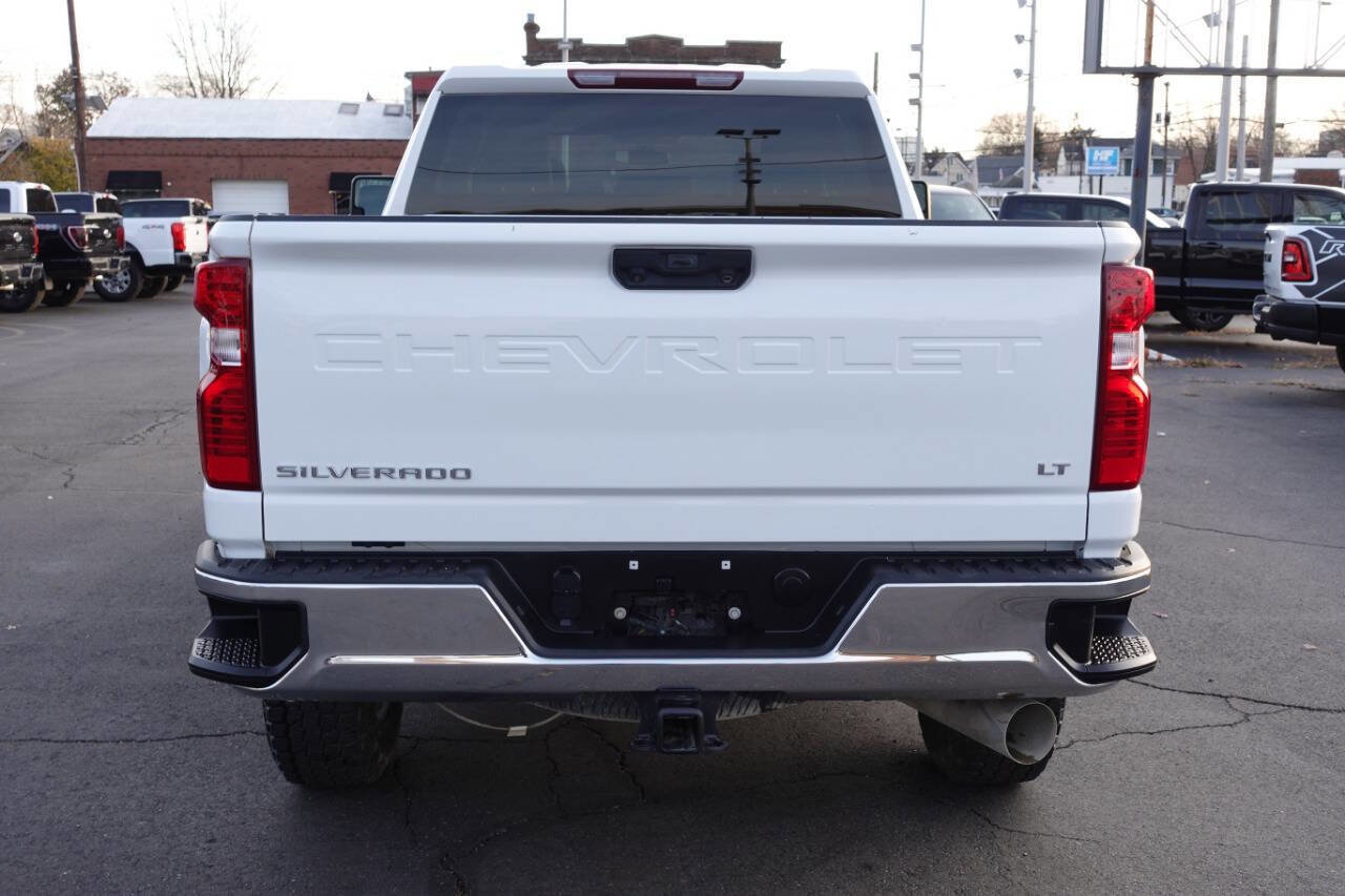 Used 2023 Chevrolet Silverado 2500 LT w/ Convenience Package image 9
