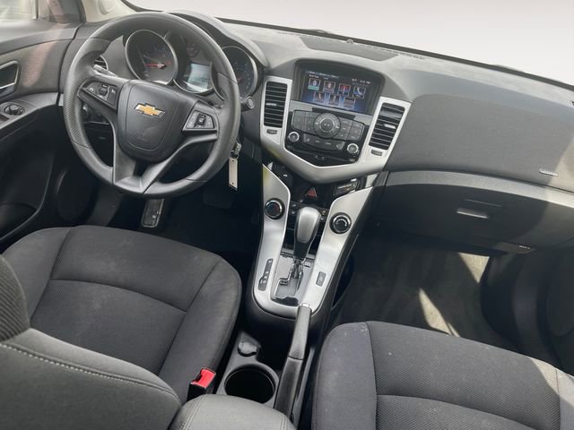 Used 2016 Chevrolet Cruze LT image 10