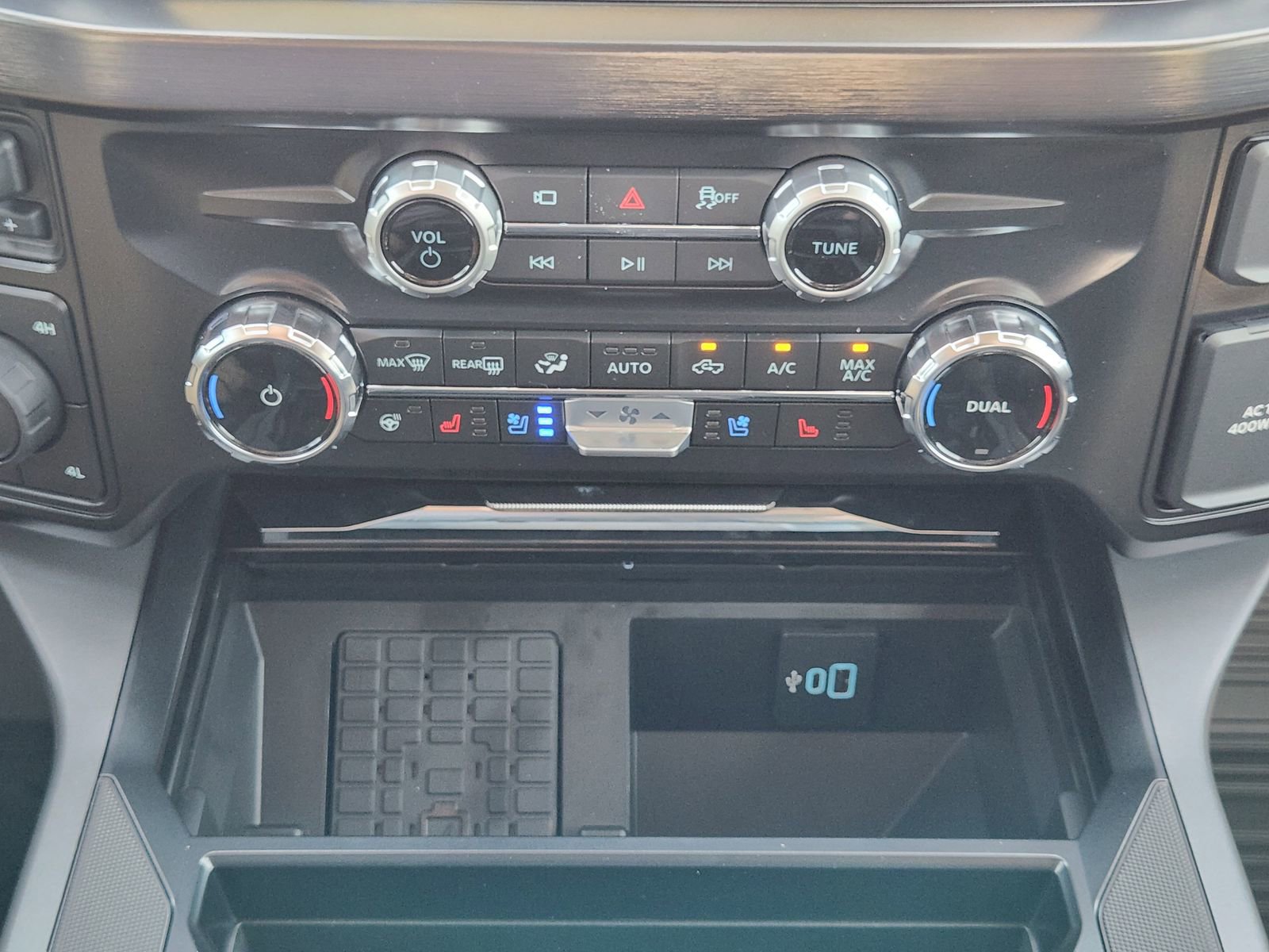 New 2026 Ford F250 Lariat w/ Lariat Premium Package AWD/4WD image 19