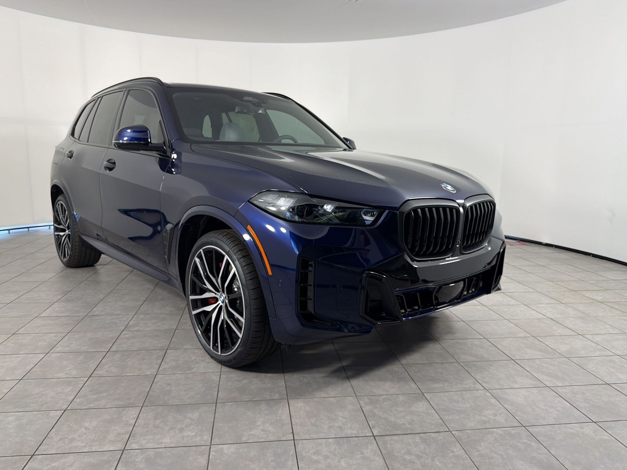 New 2026 BMW X5 sDrive40i w/ M Sport Package RWD image 7