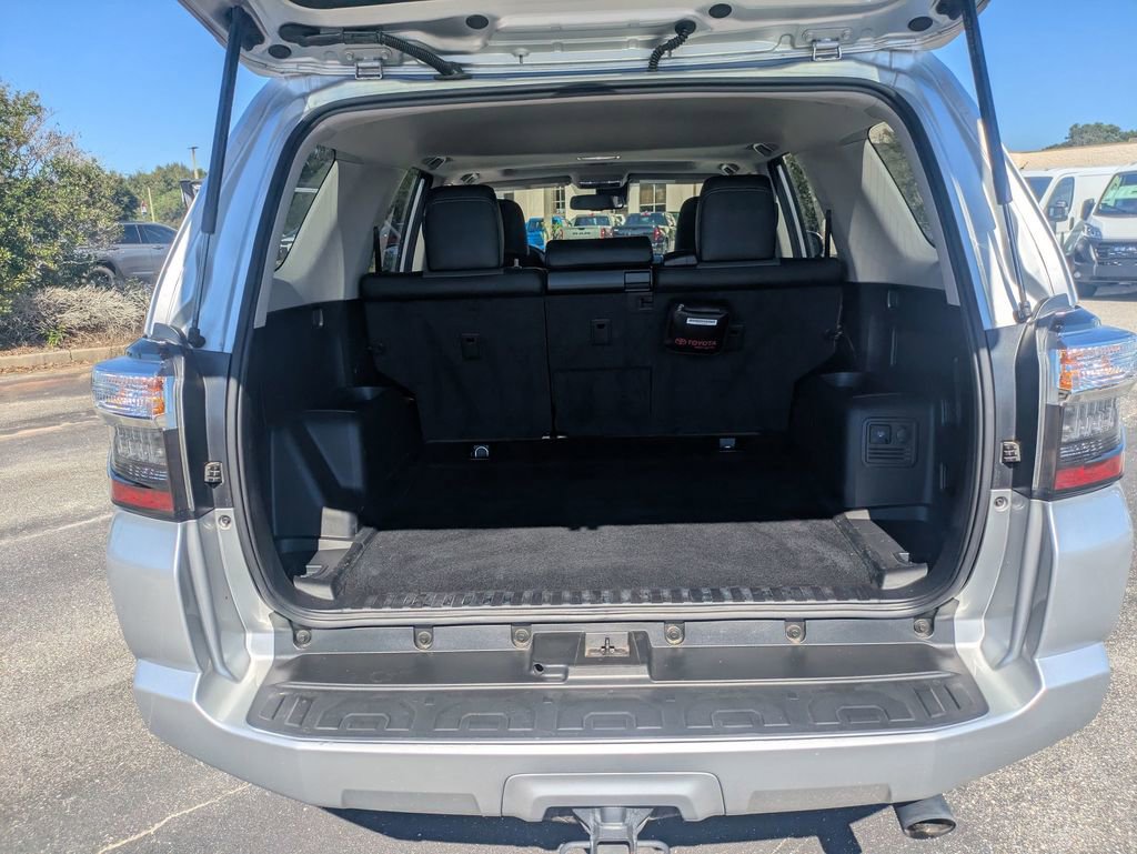 Used 2023 Toyota 4Runner SR5 Premium image 29