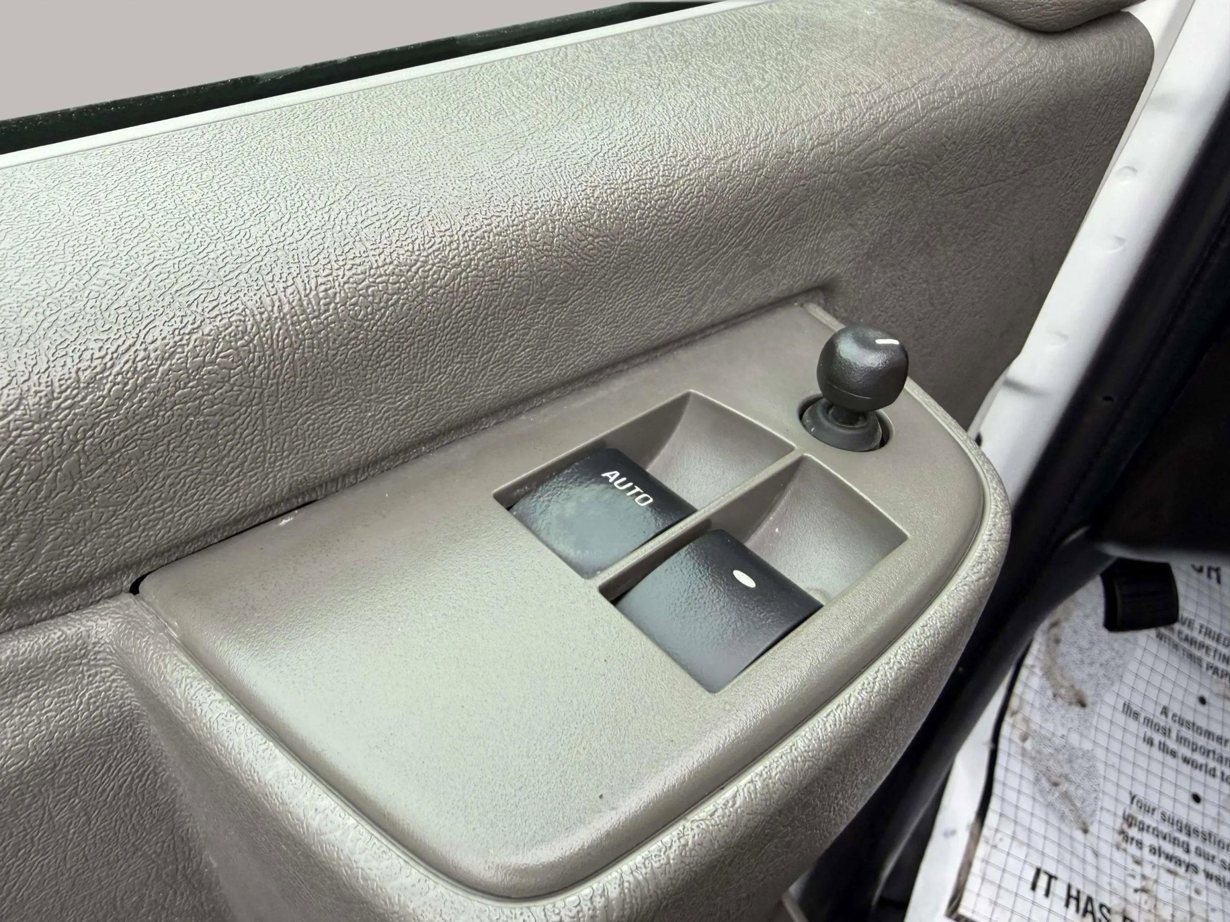 Used 2021 Chevrolet Express 2500 w/ Driver Convenience Package image 15