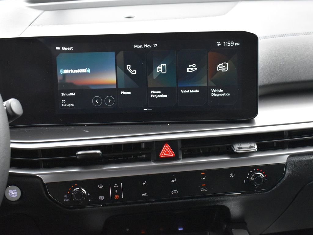 Certified 2025 Kia Sorento LX image 19