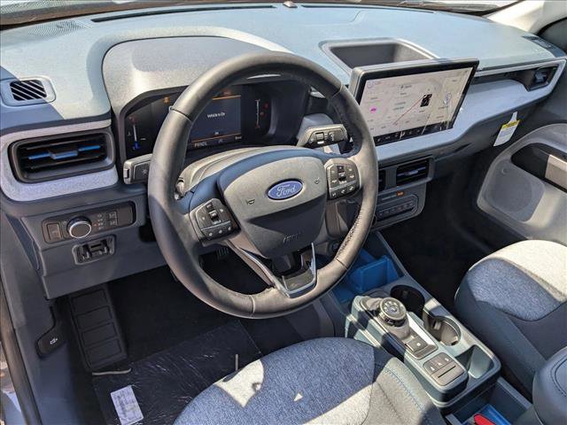 New 2025 Ford Maverick XLT w/ XLT Luxury Package image 3