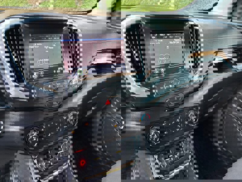 Used 2020 GMC Terrain SLE w/ Elevation Edition image 22