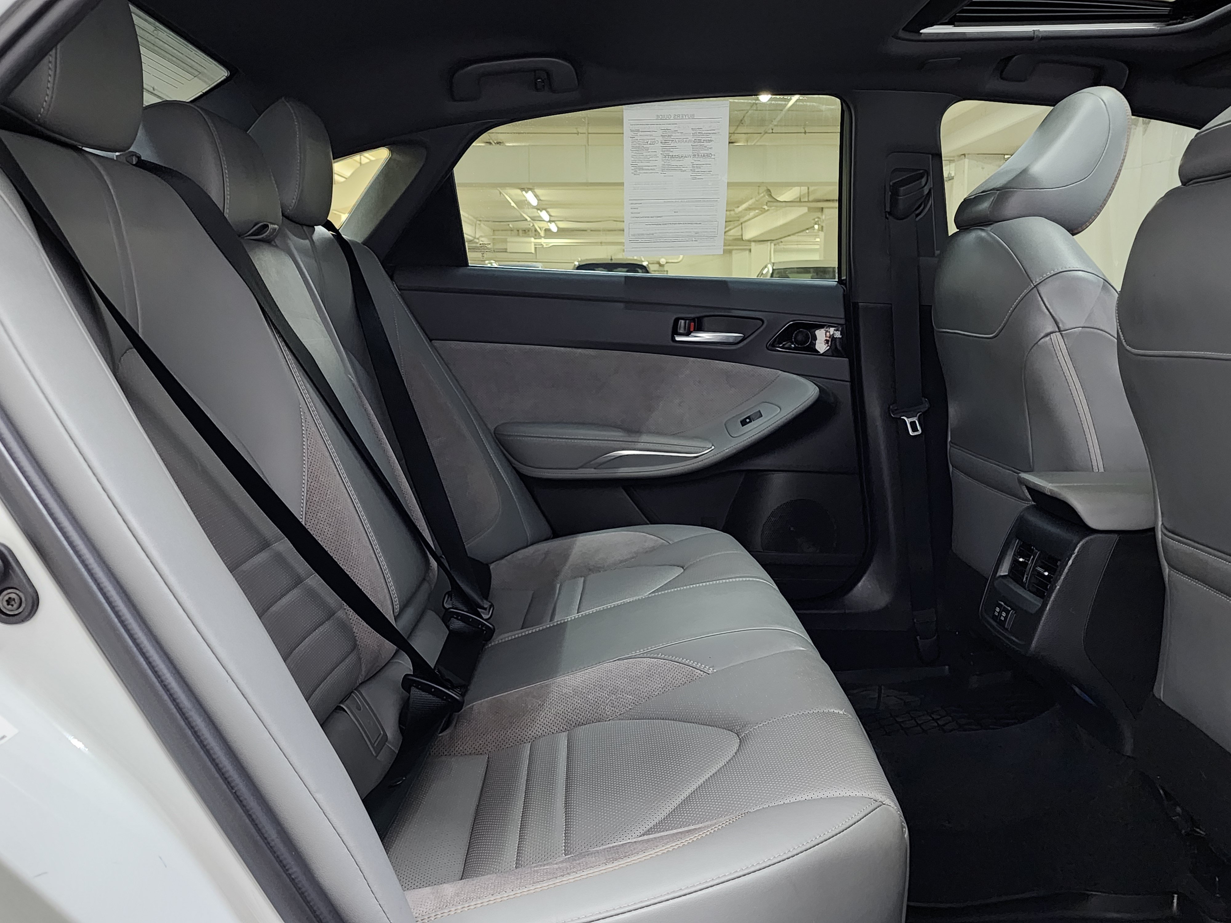 Used 2019 Toyota Avalon XSE w/ All Weather Liner Package FWD image 20