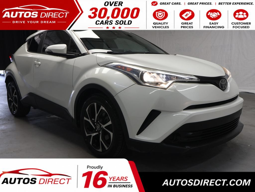 Used 2019 Toyota C-HR XLE FWD image 1