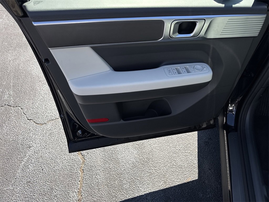 Used 2024 Hyundai Santa Fe SE image 10