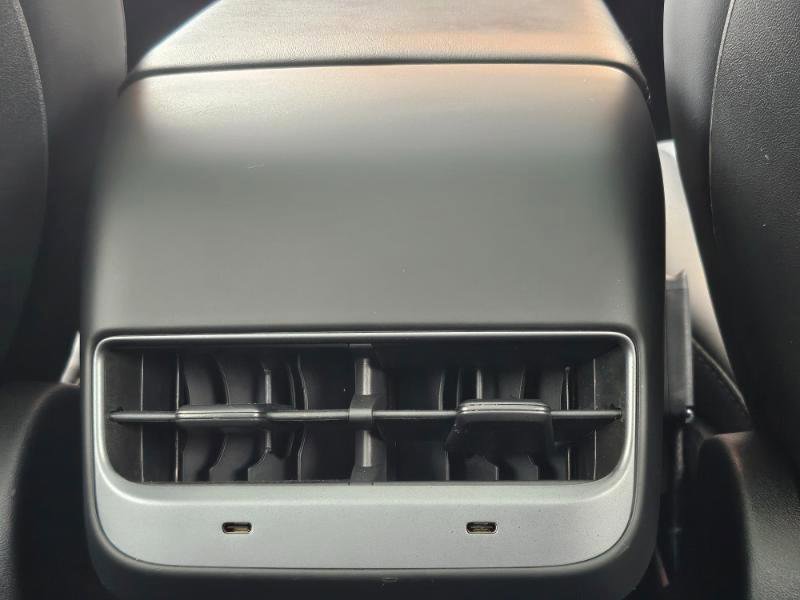 Used 2021 Tesla Model Y Long Range image 60