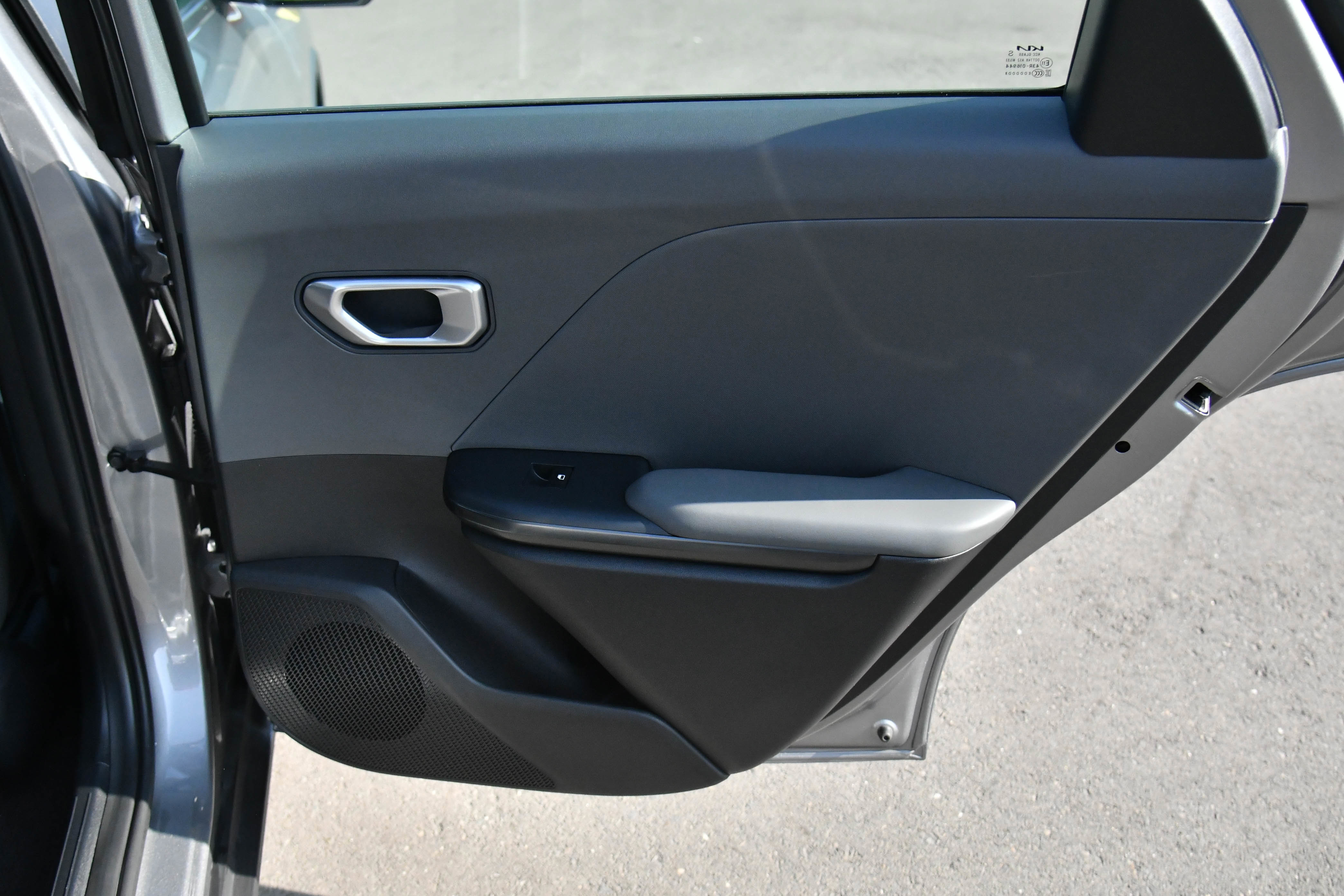 Used 2025 Kia K4 LXS image 39