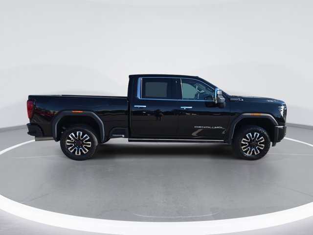 Used 2024 GMC Sierra 2500 Denali Ultimate w/ Max Trailering Package image 2