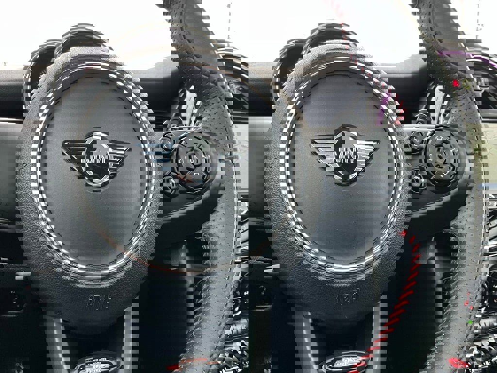 Used 2020 MINI Cooper S w/ Premium Package image 20