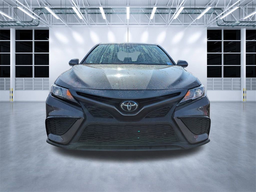 Used 2023 Toyota Camry SE FWD image 8