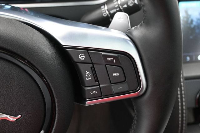 Used 2023 Jaguar F-TYPE R-Dynamic AWD/4WD image 30