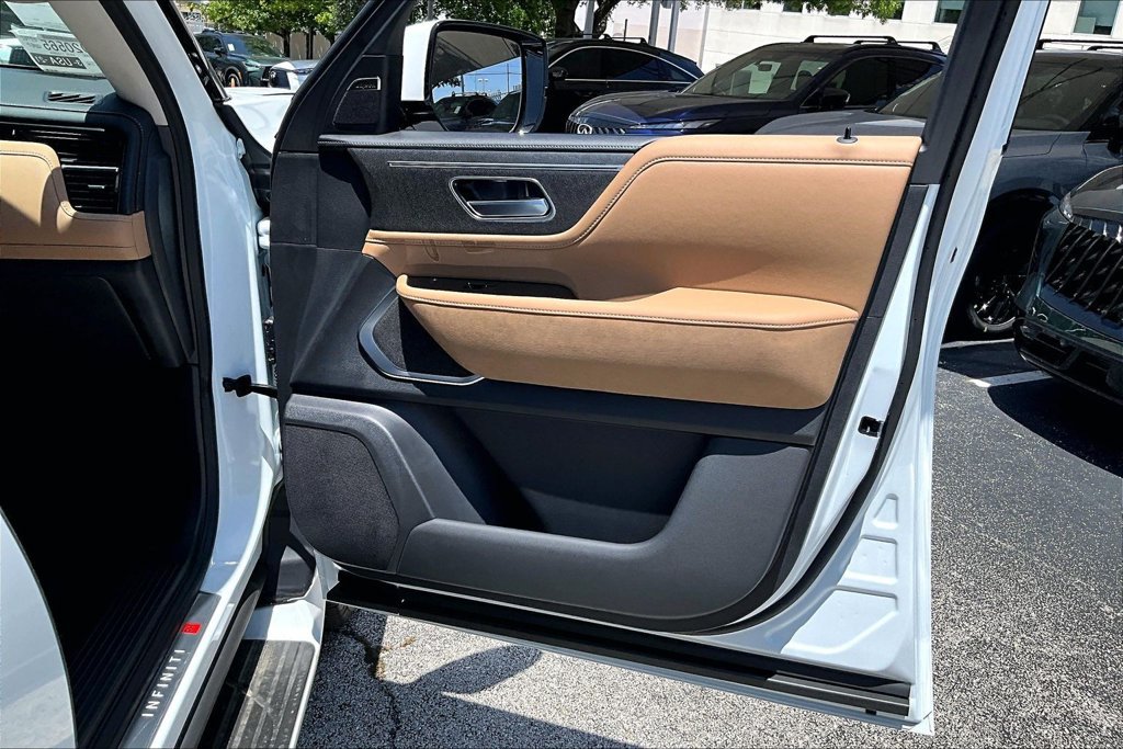 New 2027 INFINITI QX80 Luxe w/ Cargo Package AWD/4WD image 19