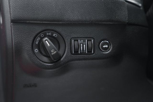 Used 2014 Dodge Charger R/T w/ Wheels & Tunes Group image 44