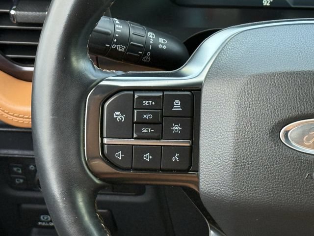 Used 2022 Ford Expedition Platinum RWD image 13