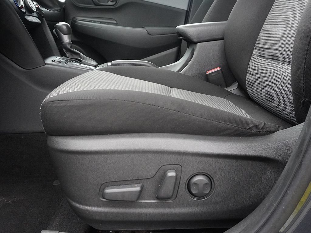 Used 2018 Hyundai Kona SEL w/ SEL Tech Package 02 AWD/4WD image 31