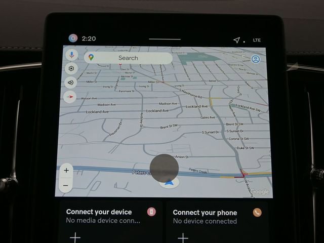 New 2026 Volvo XC90 B6 Plus w/ Protection Package Premier image 15