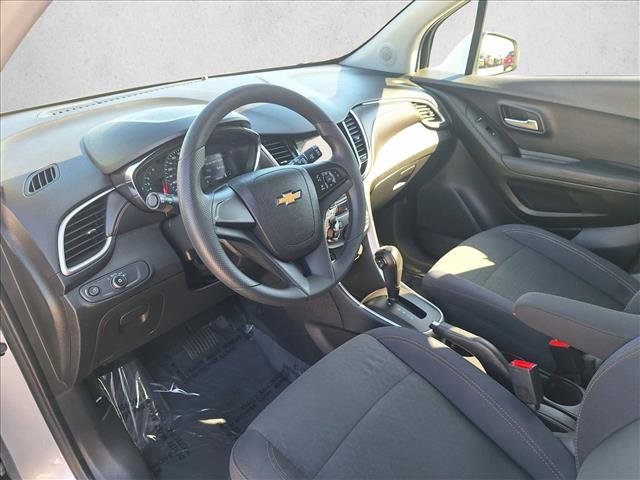 Used 2019 Chevrolet Trax LS FWD image 9