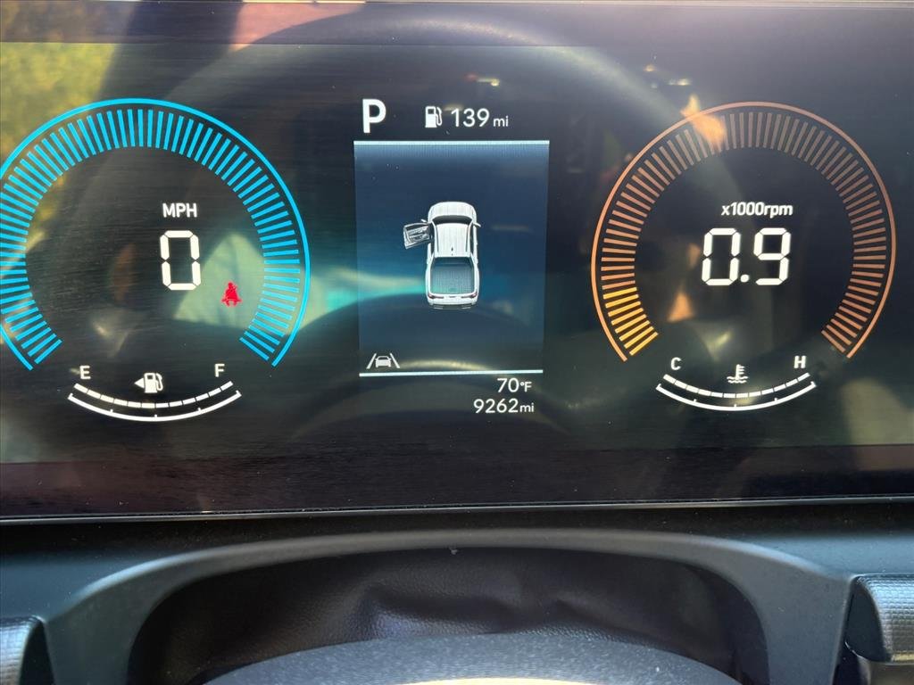 Certified 2025 Hyundai Santa Cruz SE FWD image 8
