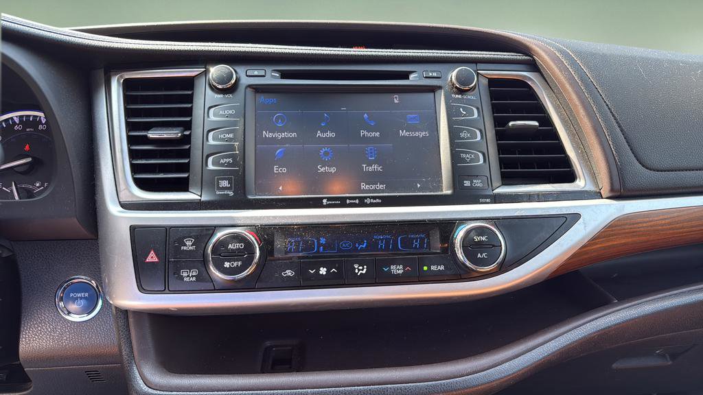 Used 2018 Toyota Highlander Limited Platinum image 27