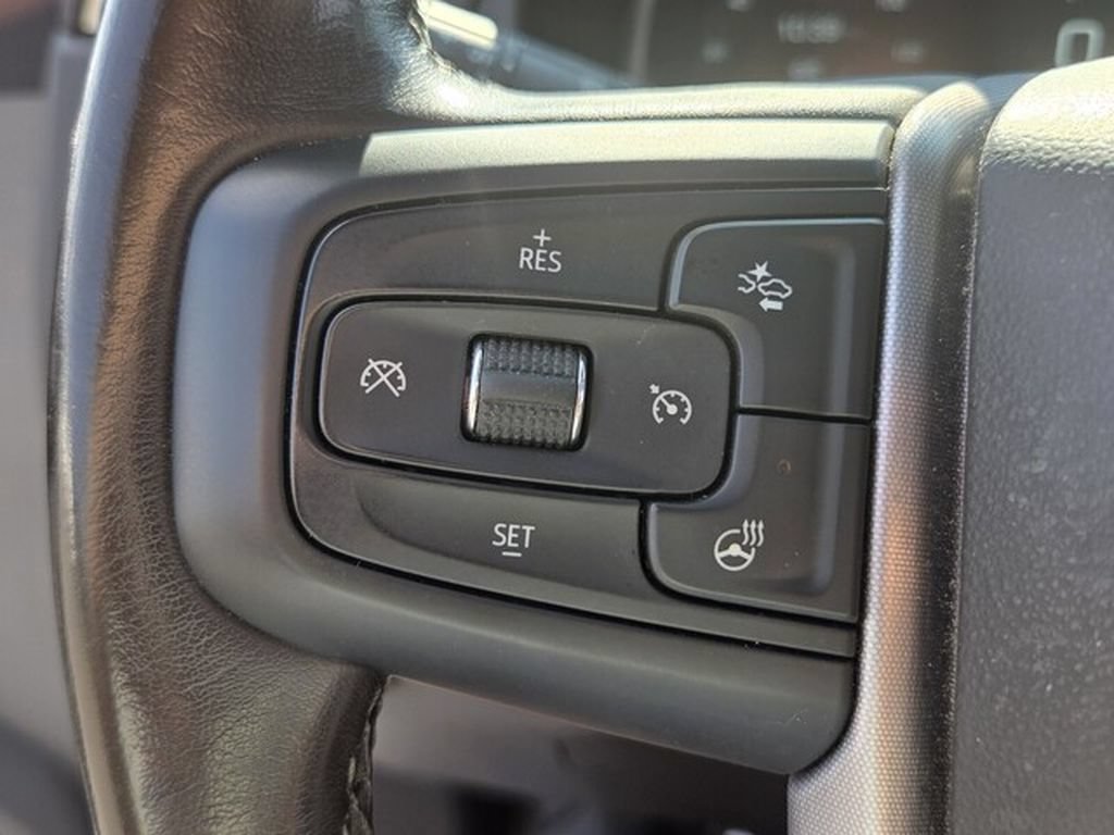 Used 2022 GMC Yukon XL SLT w/ SLT Premium Package RWD image 30