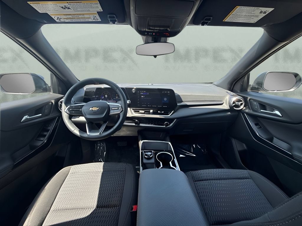 Used 2026 Chevrolet Equinox LT FWD image 11