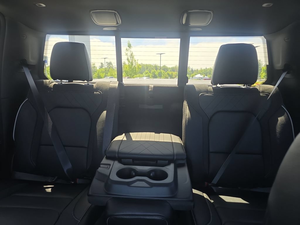 Used 2026 RAM 1500 Limited w/ Body Color Bumper Group AWD/4WD image 19