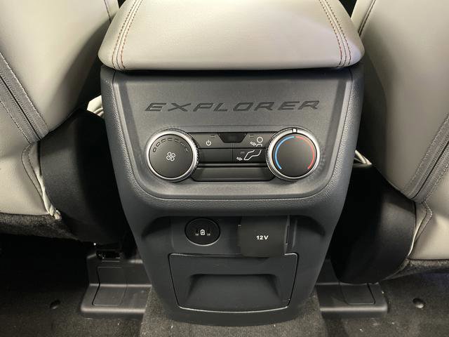 New 2026 Ford Explorer Active w/ Active Comfort Package image 30