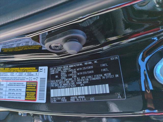 New 2026 Toyota Highlander Platinum AWD/4WD image 17