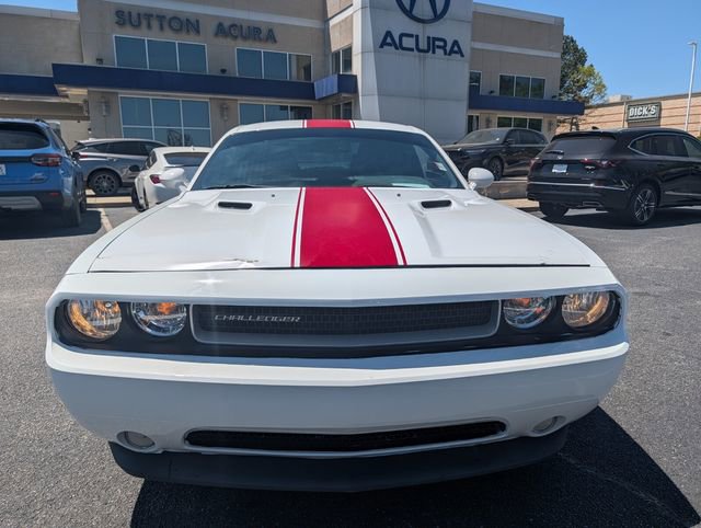 Used 2014 Dodge Challenger SXT RWD image 8