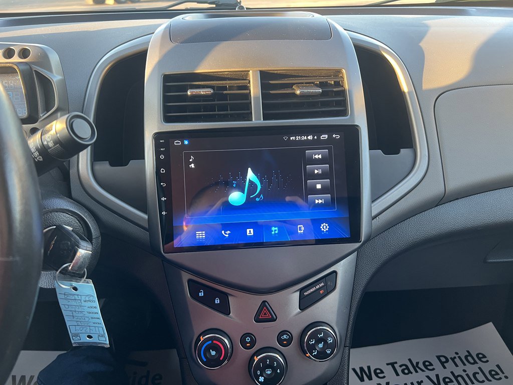 Used 2013 Chevrolet Sonic LTZ image 19