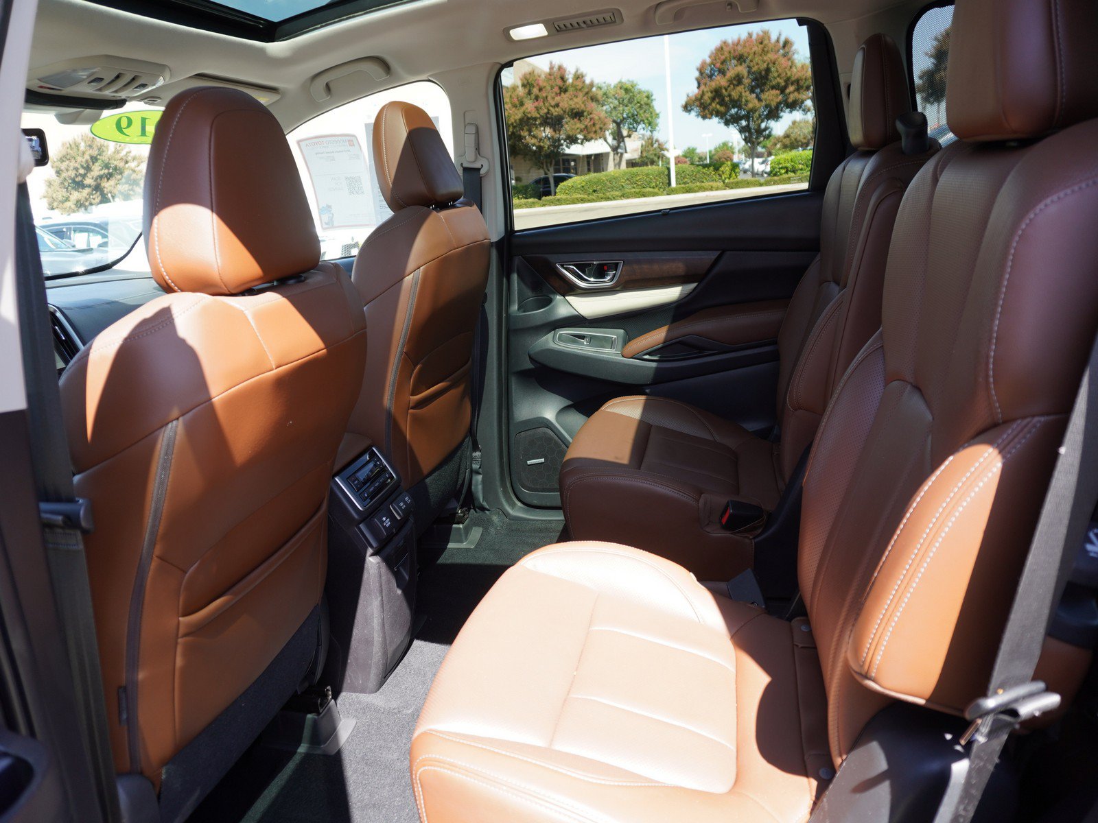 Used 2019 Subaru Ascent Touring AWD/4WD image 16