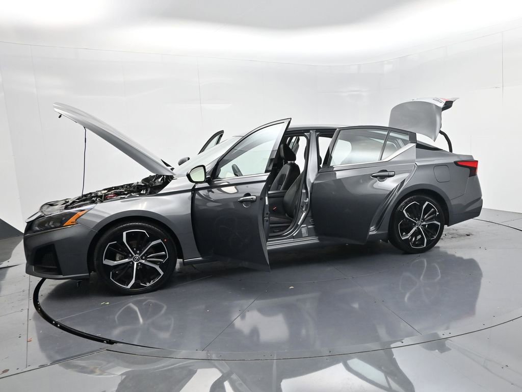Used 2024 Nissan Altima 2.5 SR image 60