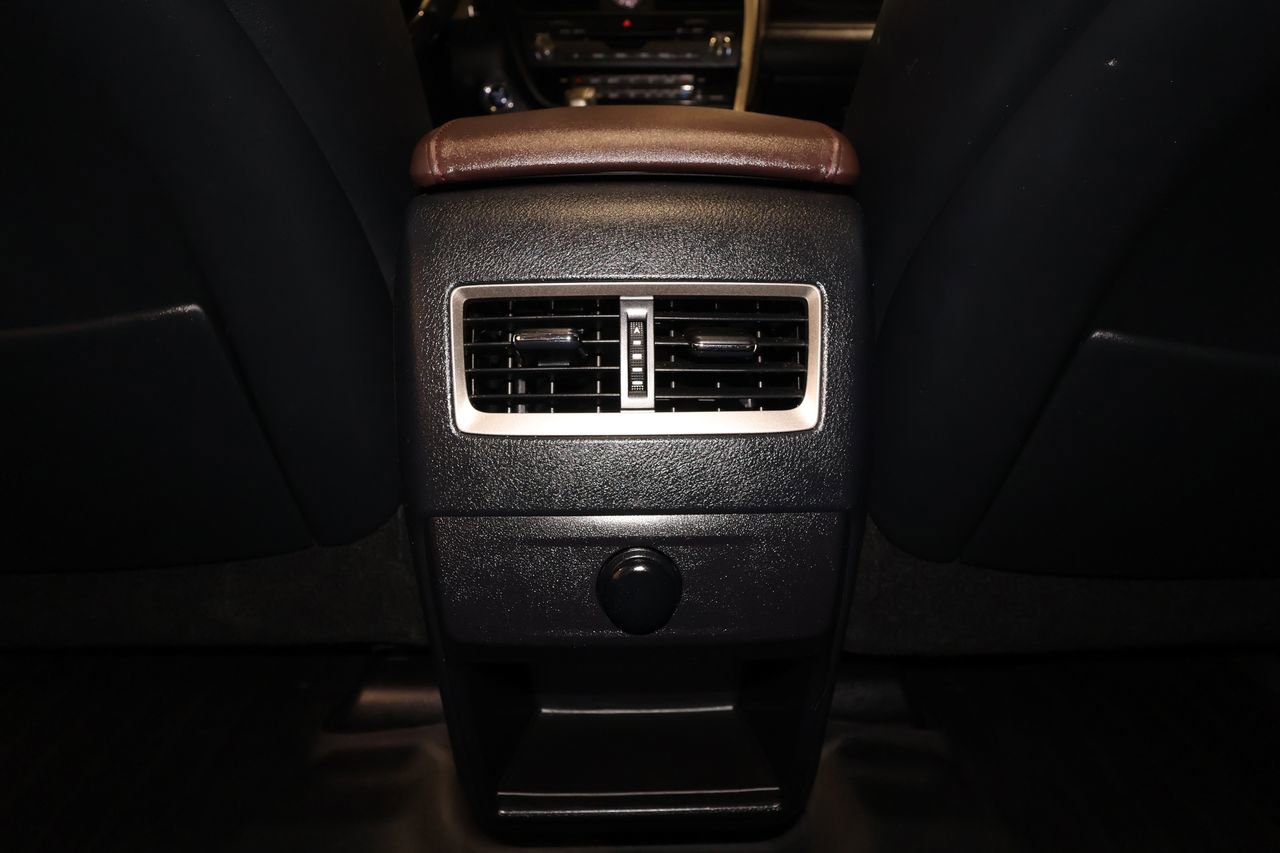 Used 2016 Lexus RX 450h AWD w/ Luxury Package image 29