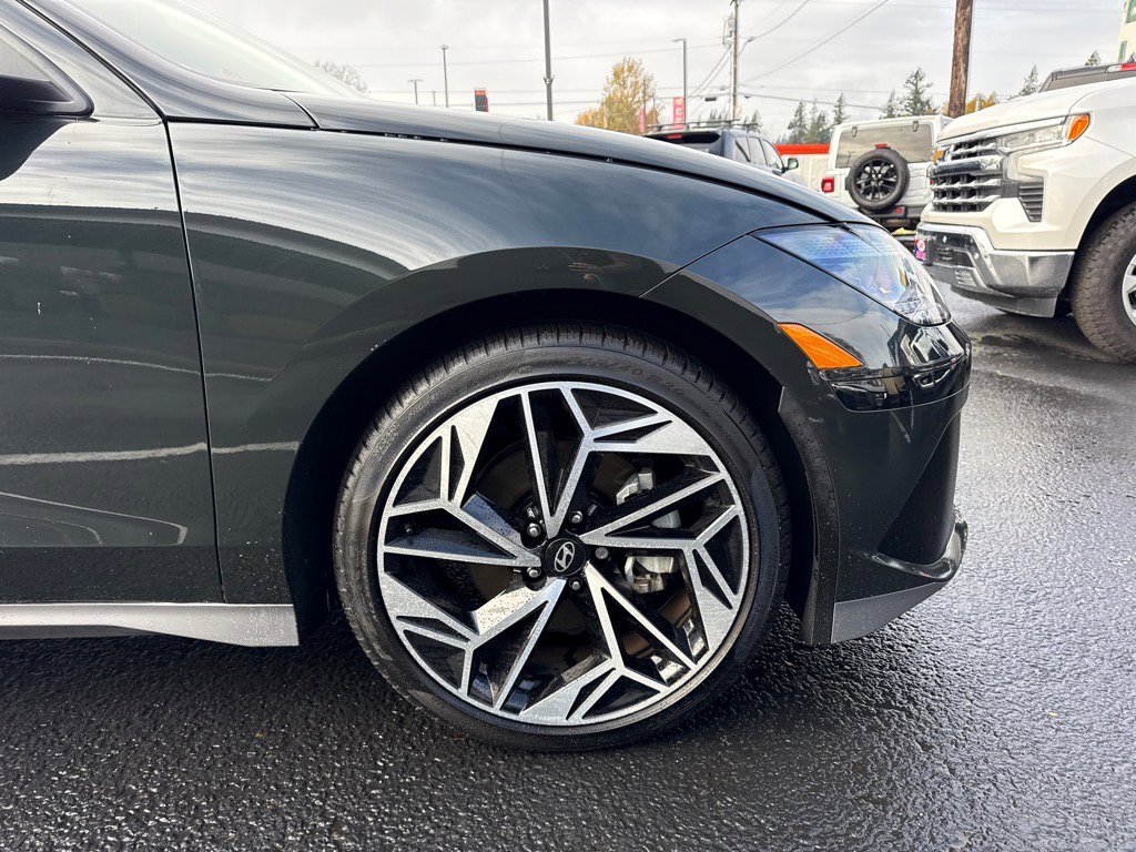 Used 2023 Hyundai Ioniq 6 SEL image 6