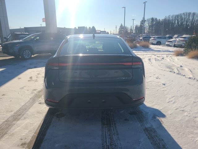 Used 2023 Toyota Prius LE image 6