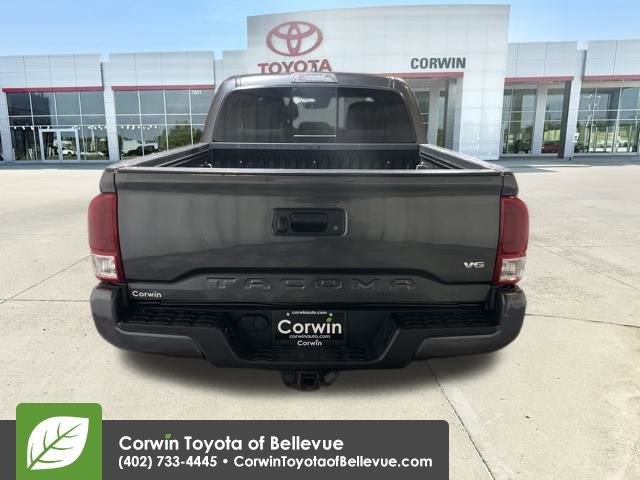 Used 2020 Toyota Tacoma TRD Sport image 4