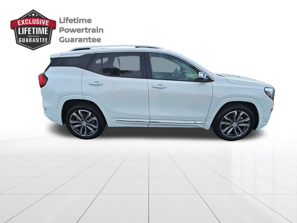 Used 2020 GMC Terrain Denali w/ Denali Premium Package FWD image 6