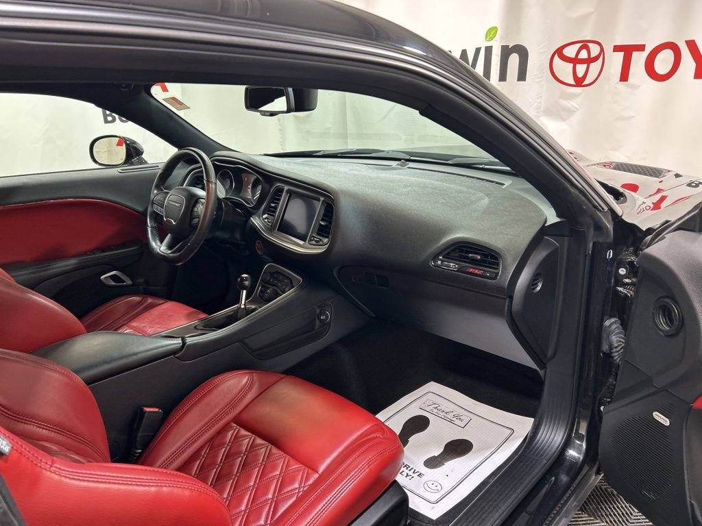 Used 2022 Dodge Challenger R/T Scat Pack w/ Dynamics Package RWD image 11