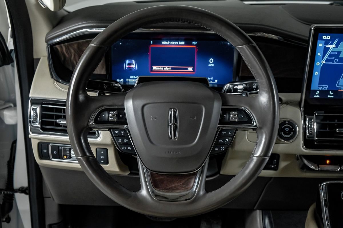 Used 2023 Lincoln Navigator L Reserve AWD/4WD image 16