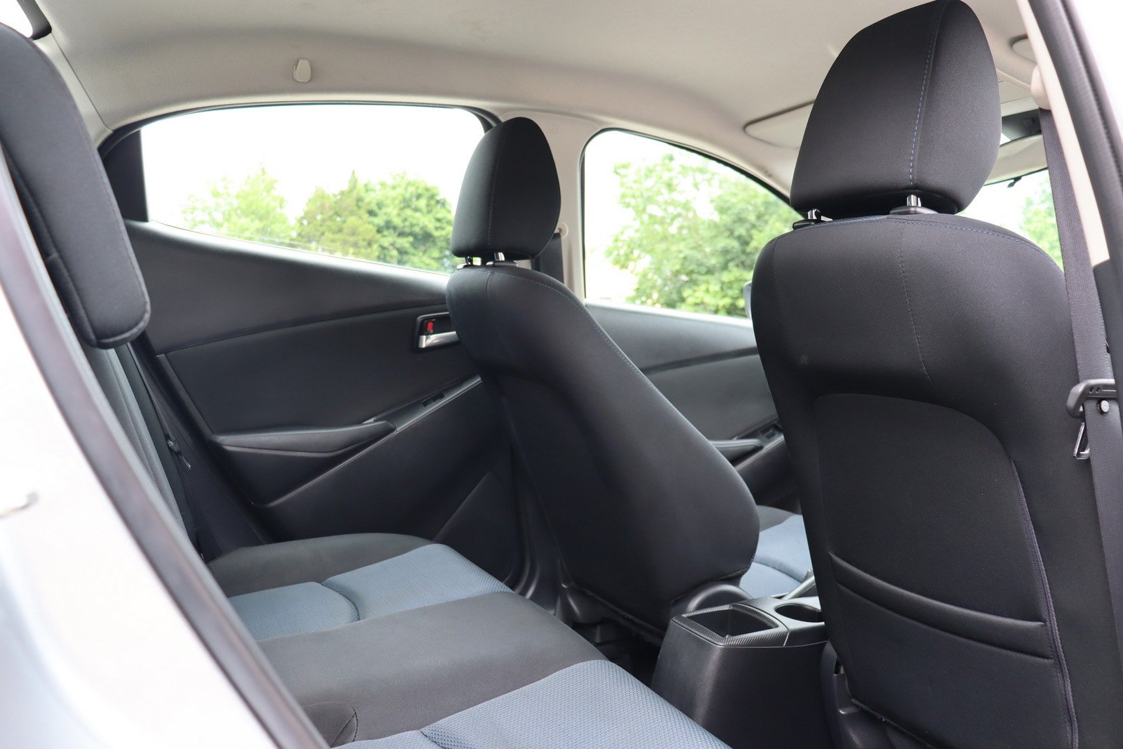 Used 2016 Scion iA FWD image 16