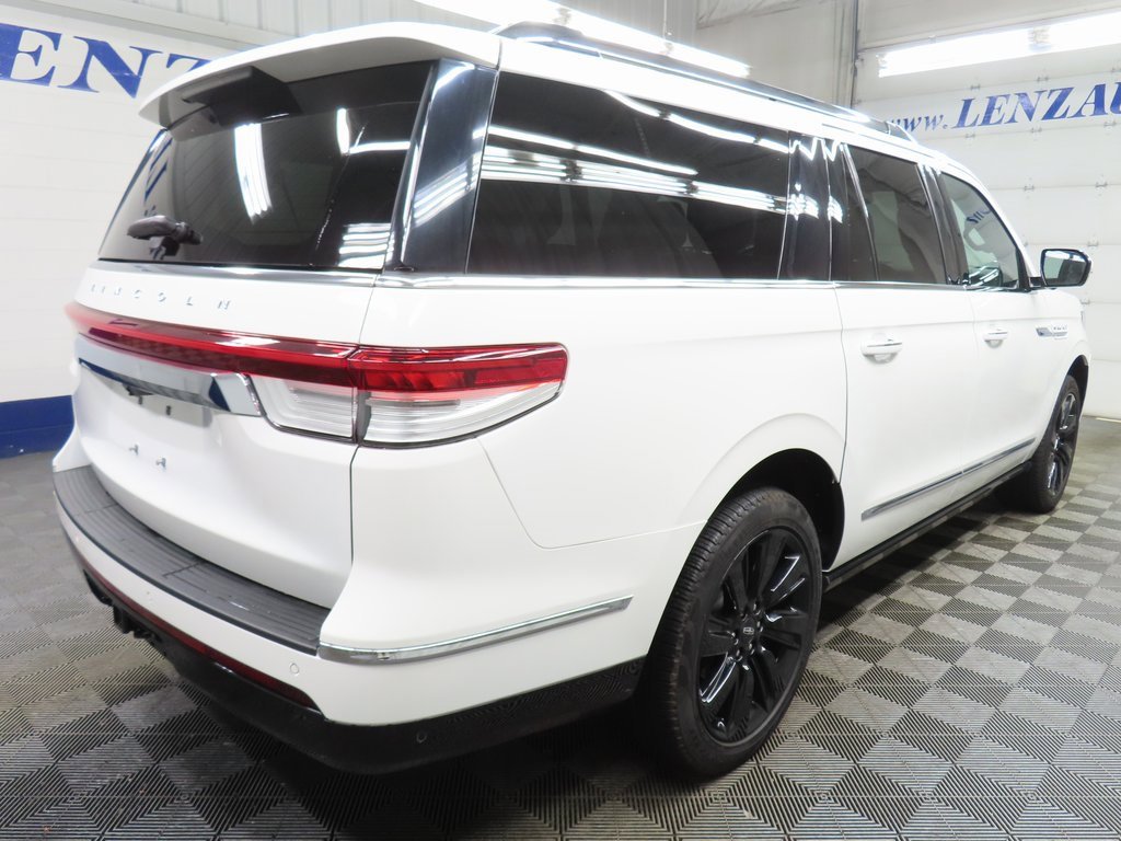 Used 2024 Lincoln Navigator L Reserve w/ Equipment Group 201A image 4