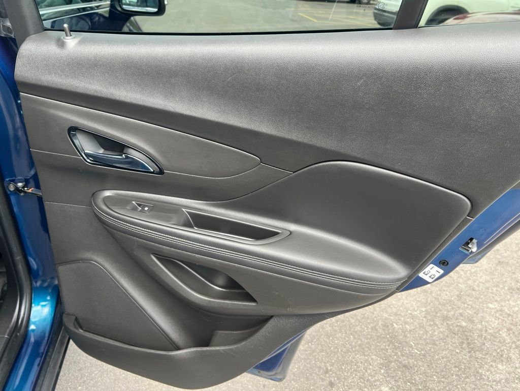 Used 2019 Buick Encore Essence FWD image 15