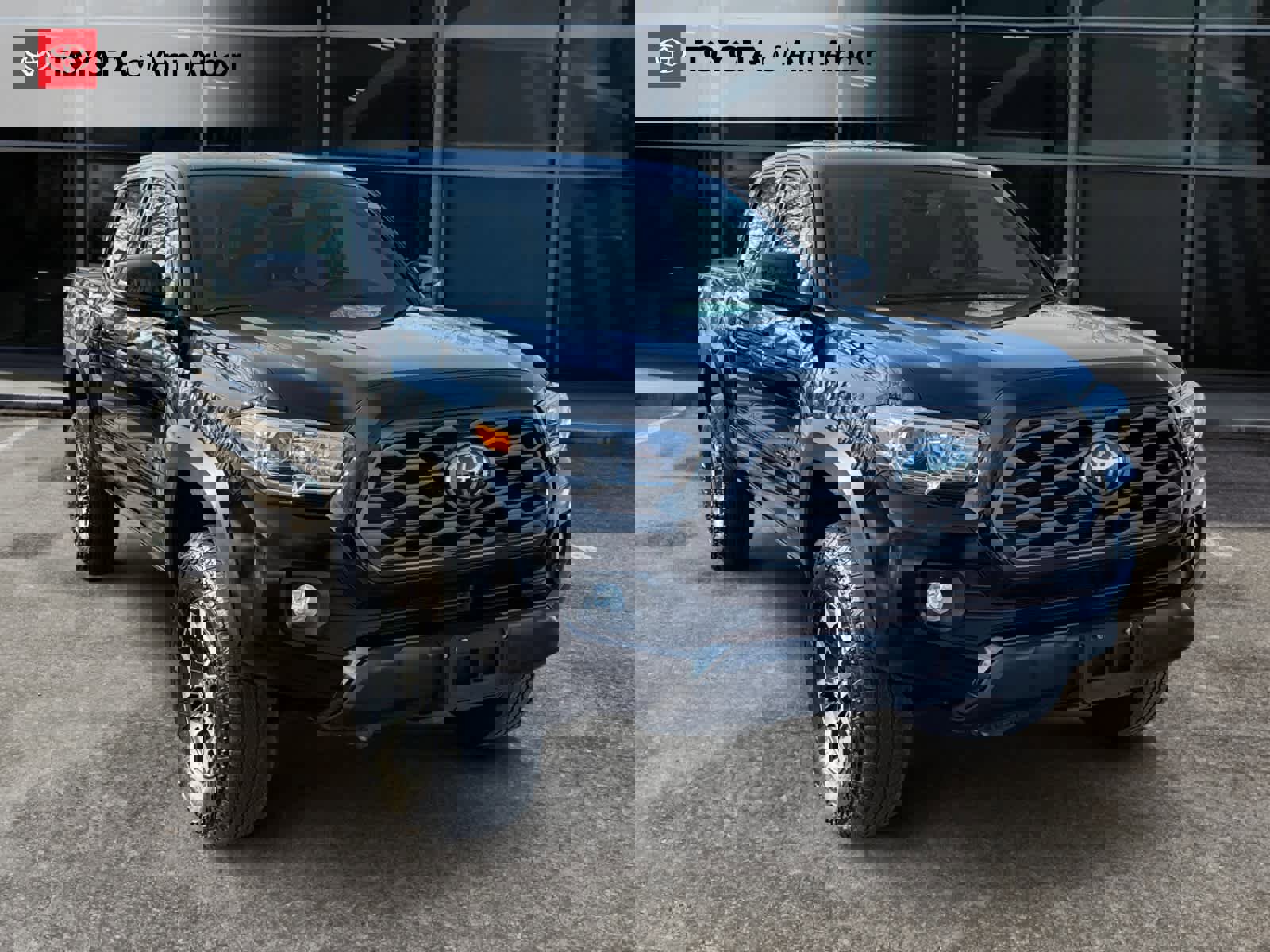 Used 2023 Toyota Tacoma TRD Off-Road w/ Advanced Technology Package image 1