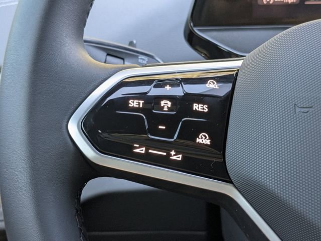 New 2025 Volkswagen ID.4 Pro image 30