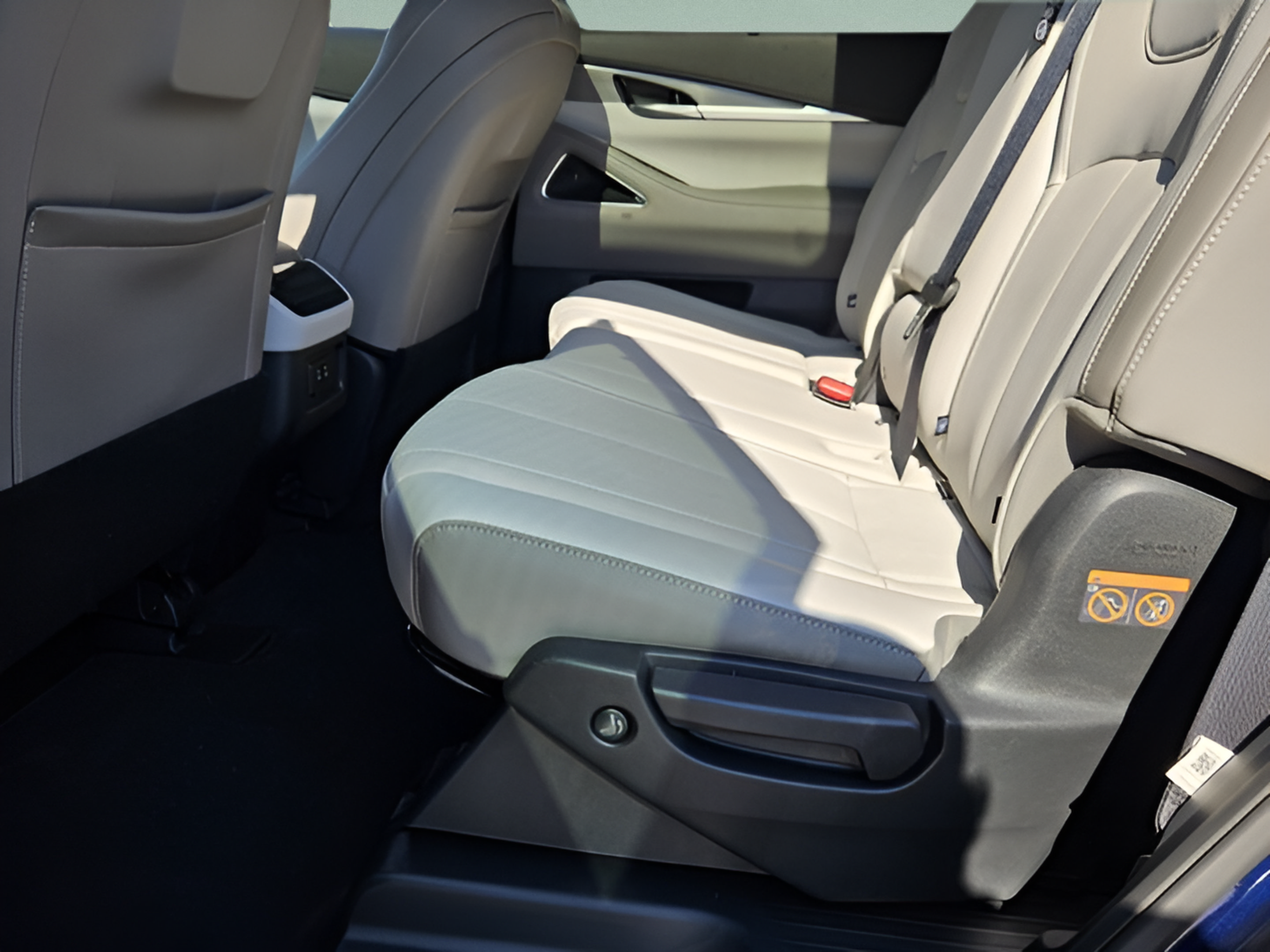 Used 2026 INFINITI QX60 Luxe w/ Cargo Package AWD/4WD image 10