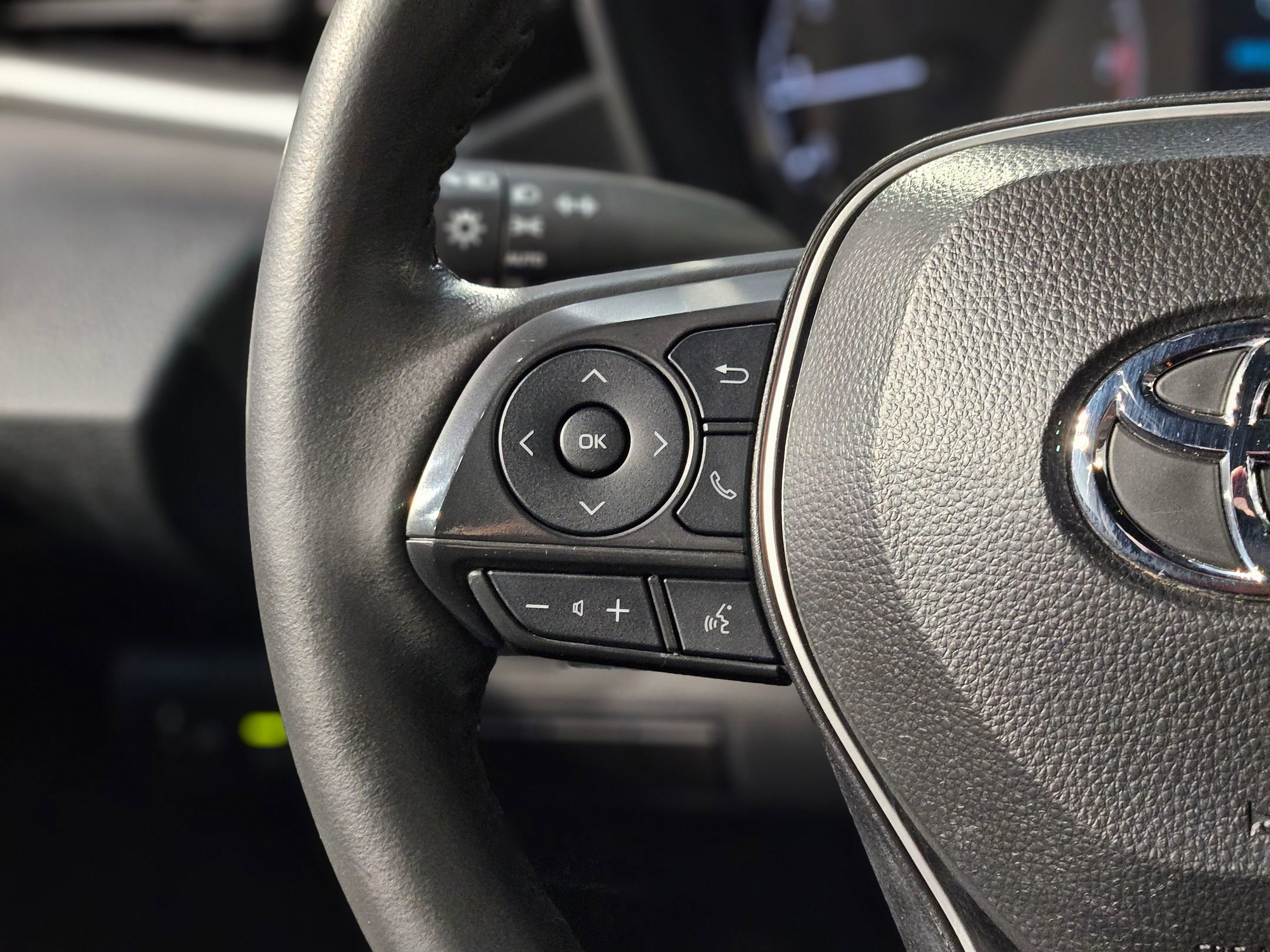 Certified 2024 Toyota Corolla SE image 26